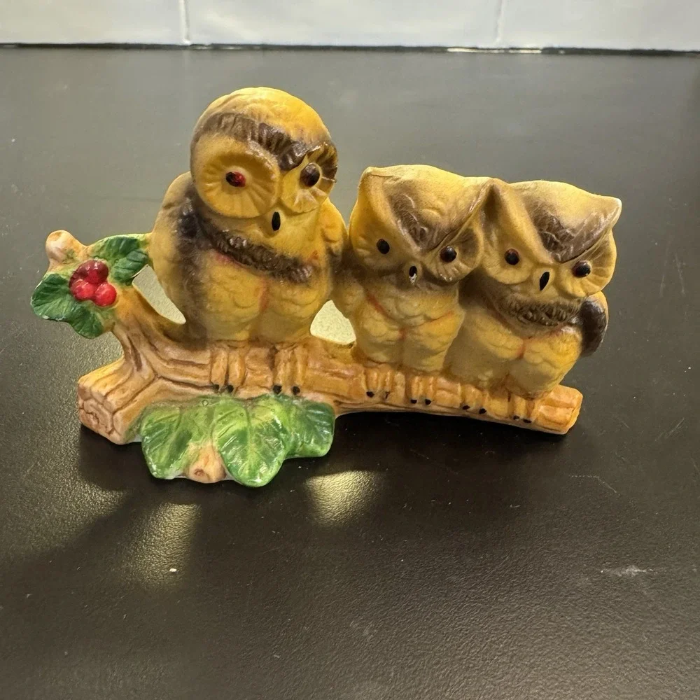 Vintage‎ Ceramic Owl Trio Mother Babies Perched on Branch Figurine Woodland